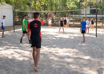 Voley playa en campamento