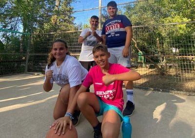 Baloncesto en campamento